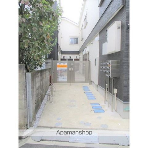 アイコート高円寺北の玄関写真