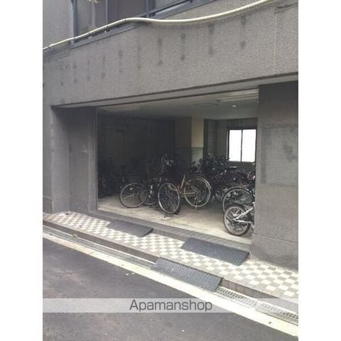 スリーデイズ新大阪の内装写真