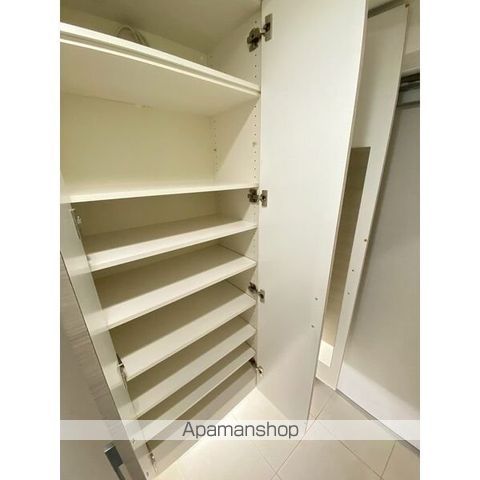 フロンティアタワー日本橋の内装写真