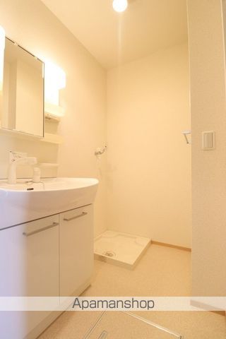 ネクサス三成 A棟の内装写真