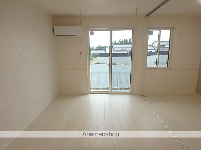 COMFORTIA AKUROの内装写真