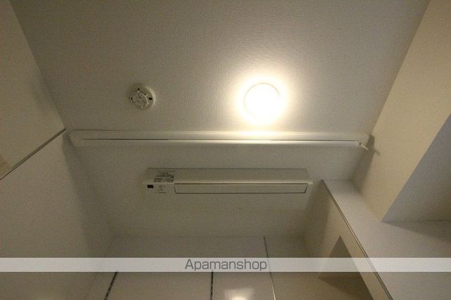 金沢市 3階建 築11年の内装写真