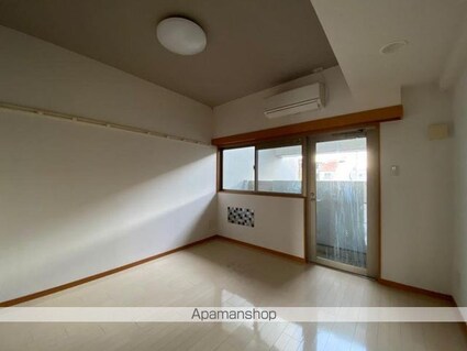 ストーリァ中央町[1K/30.45m2]のリビング・居間