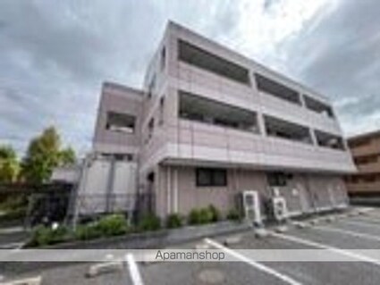 アーバンヒルズ[2LDK/51.3m2]の駐車場