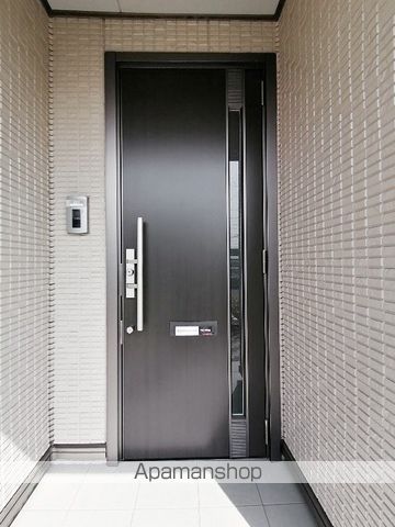 クレアガーデン A棟の外観写真