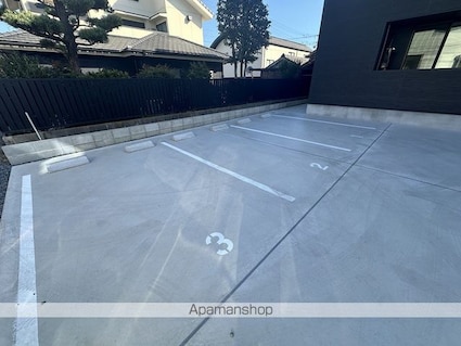 Ｊａｃｋ　ｙｕｒａｋｕⅠ[1LDK/33.56m2]の駐車場2