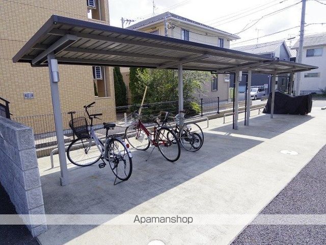 ALWAYS FRIENDLY学園の森の内装写真