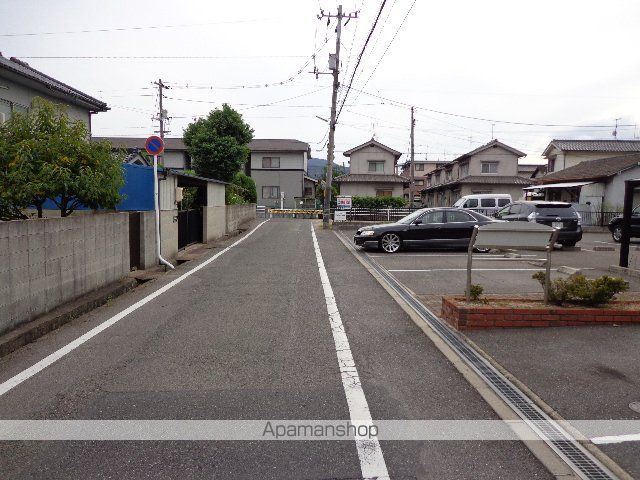 ラフィネの周辺写真