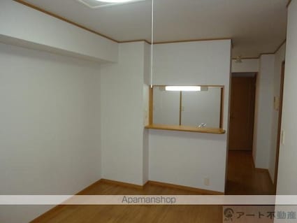 愛媛県松山市吉藤５丁目[2LDK/58.48m2]のリビング・居間