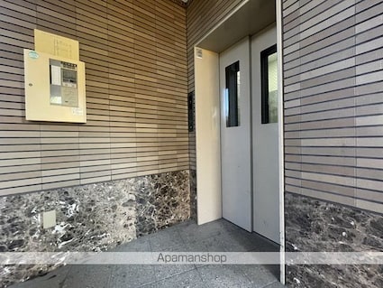 ラポール来住町[2LDK/68.26m2]の共用部3