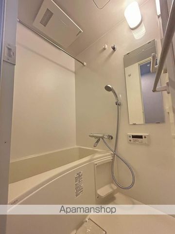 COMFORIA江坂広芝町の内装写真
