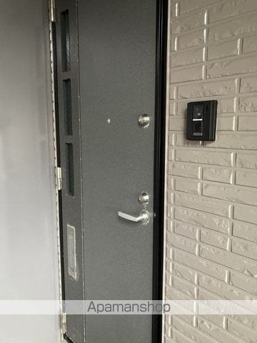 ロイヤルタウン松崎 ABの玄関写真