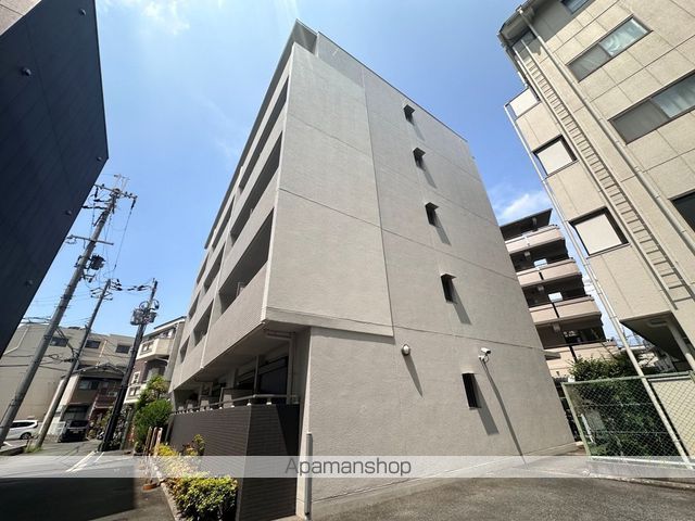 イー・ウエストの外観写真