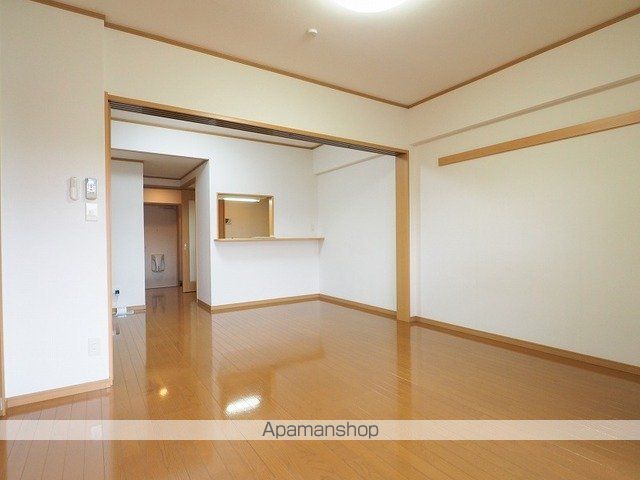 エヴァーグリーンNの内装写真