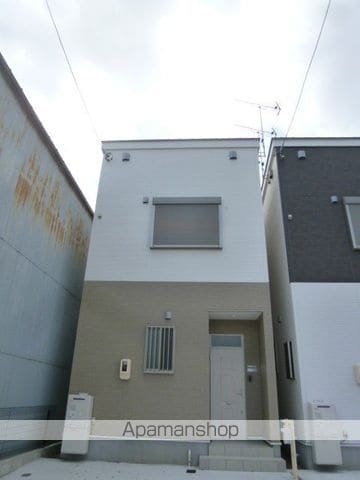 タウンハウス辻町の玄関写真