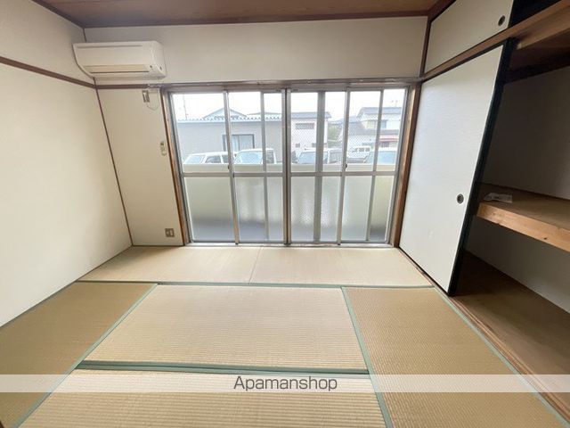 コスモハイツ高須の内装写真