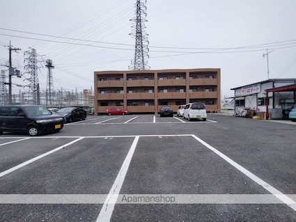 ＢＲＡＩＮ　ＭＡＮＳＩＯＮ　Ｓｕｎ－Ｑ[2LDK/59.4m2]の駐車場2