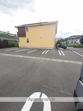 マリアローザＡ[2DK/45.39m2]の駐車場1