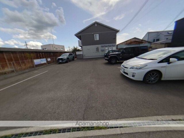 和歌山県和歌山市松江東４丁目[1LDK/44.2m2]の駐車場