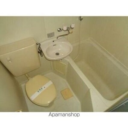 愛知県名古屋市千種区今池１丁目[1K/18.5m2]のバス