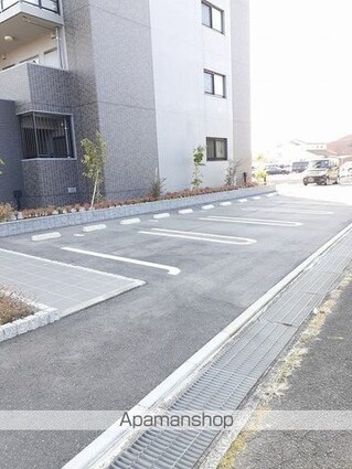 オリージャ　ビルディング[1R/28.6m2]の駐車場