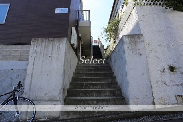 ヒルトップラインの玄関写真
