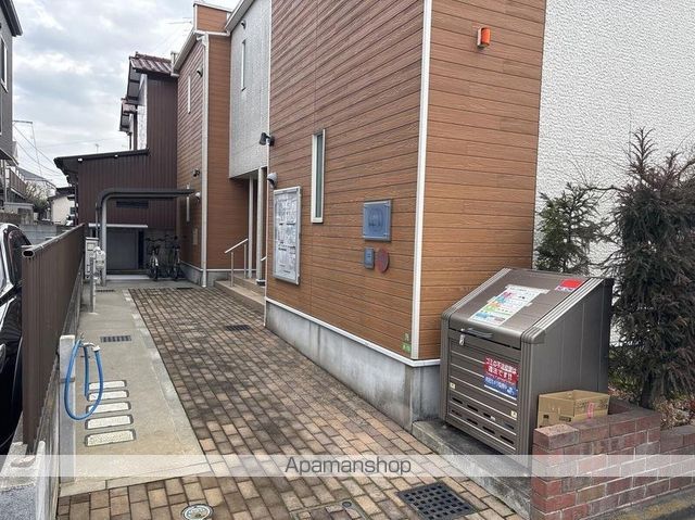 レオネクストYUKARIIIIの玄関写真