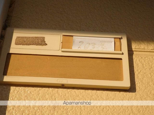 ハイツたちばなの玄関写真