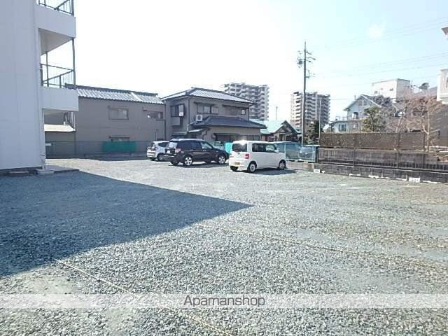 ロイヤル中泉の外観写真