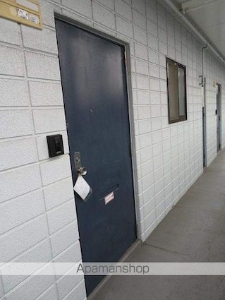 シティ森[2LDK/49.68m2]のエントランス2