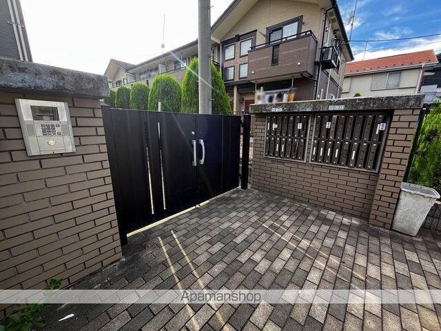 レオパレスクインスＡ[1K/23.27m2]のエントランス2