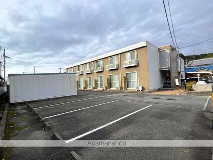 レオパレス冨士[1K/23.18m2]の駐車場