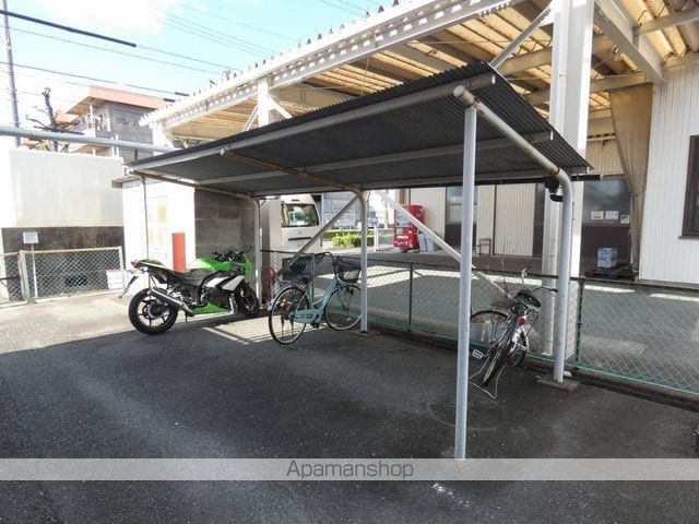 マンション沖之苑の外観写真