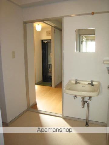 古本三ビルの内装写真