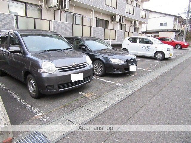 グリーンステージみたけの玄関写真