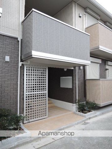 リガーレ大和 1番館の玄関写真