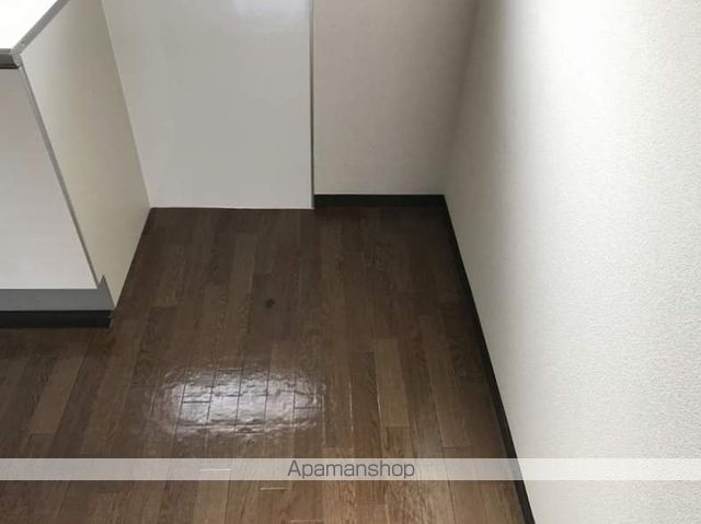 クレセント春日Aの内装写真