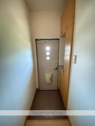 香川県高松市鶴市町[2LDK/54.85m2]の玄関
