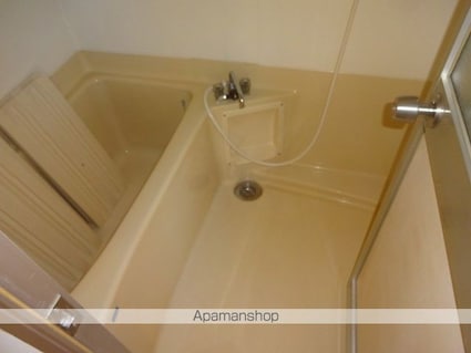 コーポ田中５号館[3DK/55m2]のバス