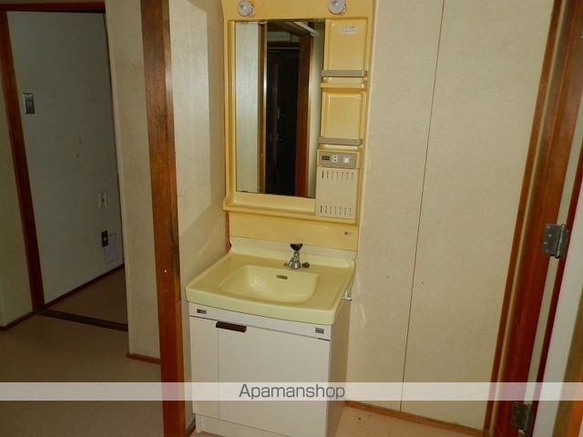 apartment 福島県耶麻郡磐梯町大字更科字堰下4638-115
更科の賃貸情報を見る
物件地図