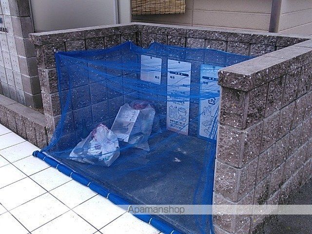 CARARU森孝の内装写真