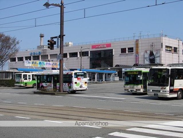 ヴィラ宝町の周辺写真