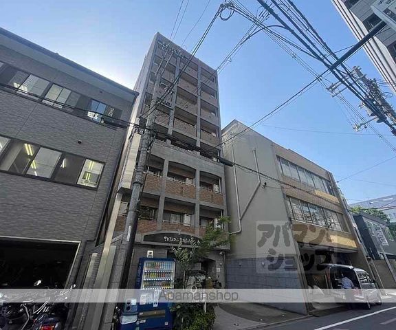 エステムコート京都烏丸IIの外観写真