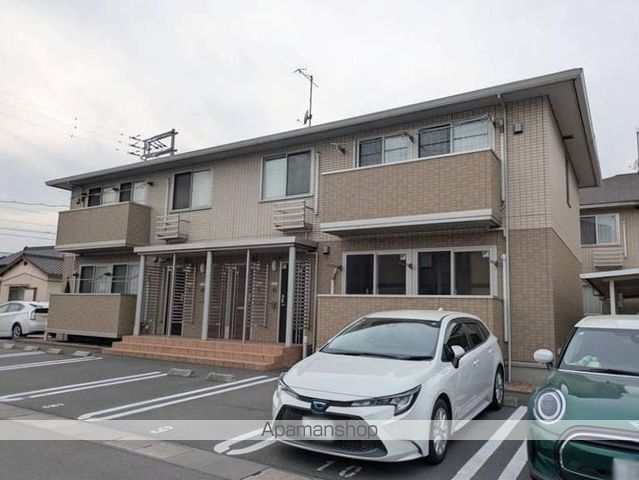 アドラブールE・F棟 F棟の外観写真