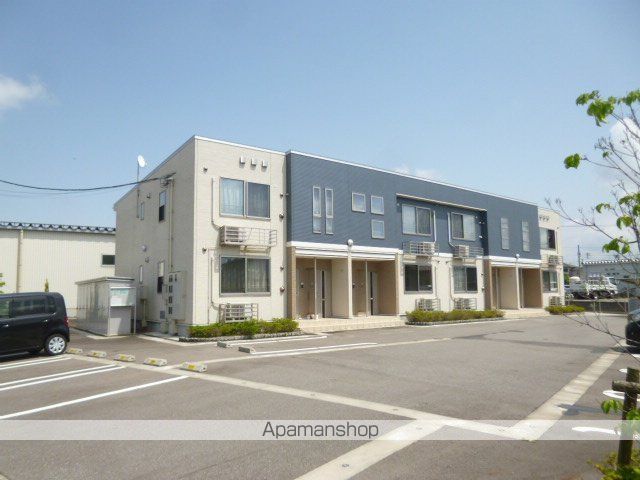 アヴェニールの外観写真