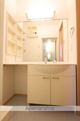 ロイヤルヒル三郷の内装写真