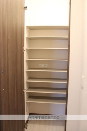 Ｄーｒｅｓｉｄｅｎｃｅ川口Ｂ[2LDK/53.62m2]の内装1
