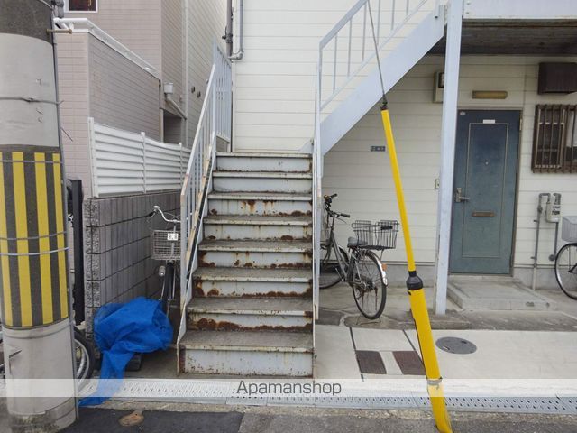新家ハイツの玄関写真