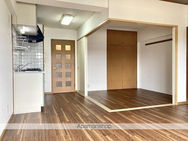 フラワーマンション城西の内装写真