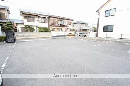 センチュリー２１　Ｇ[2DK/46.92m2]の駐車場